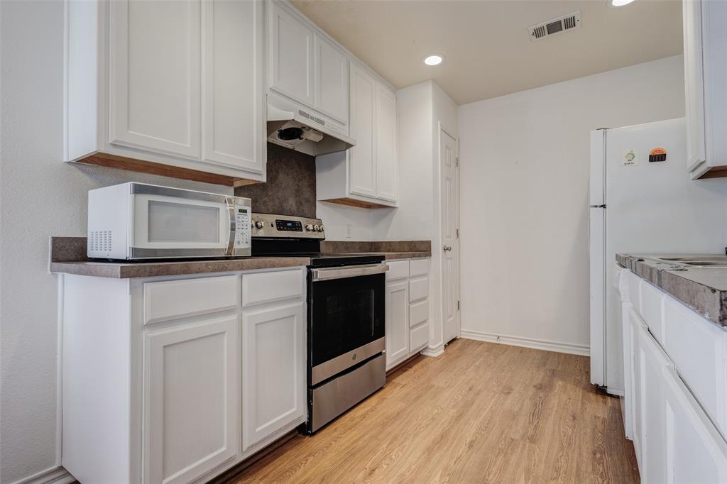 5405 Van Natta Lane Property Photo 8