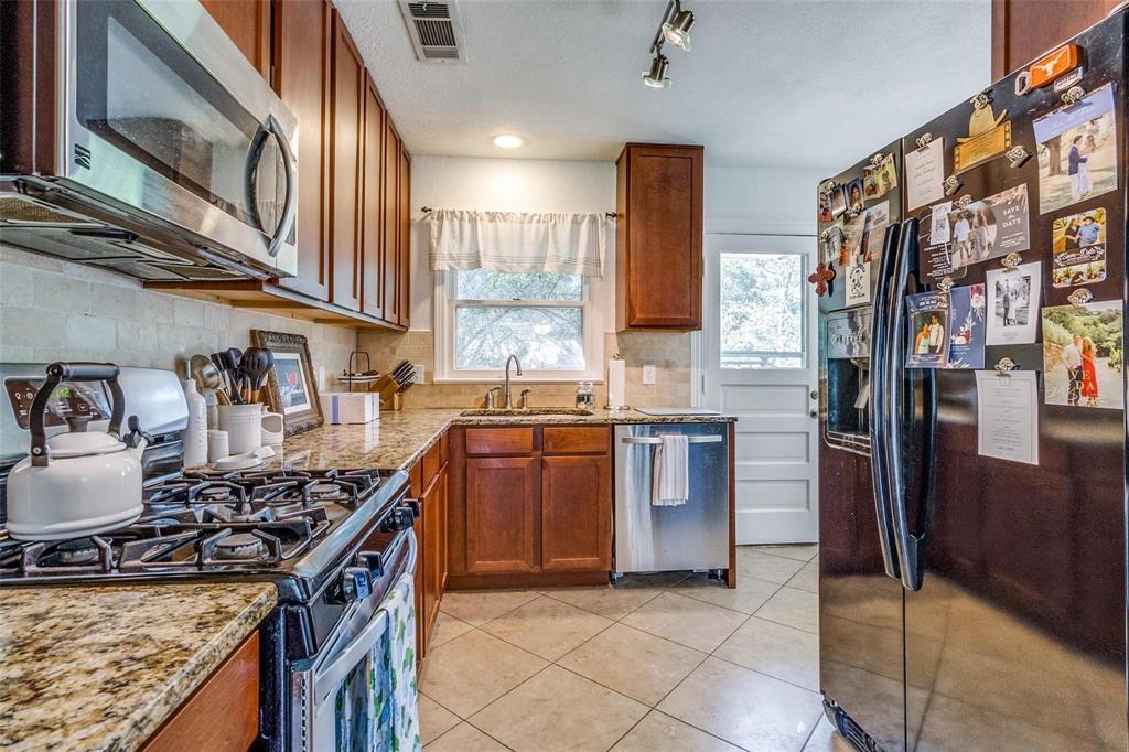 3732 Seguin Drive Property Photo 12