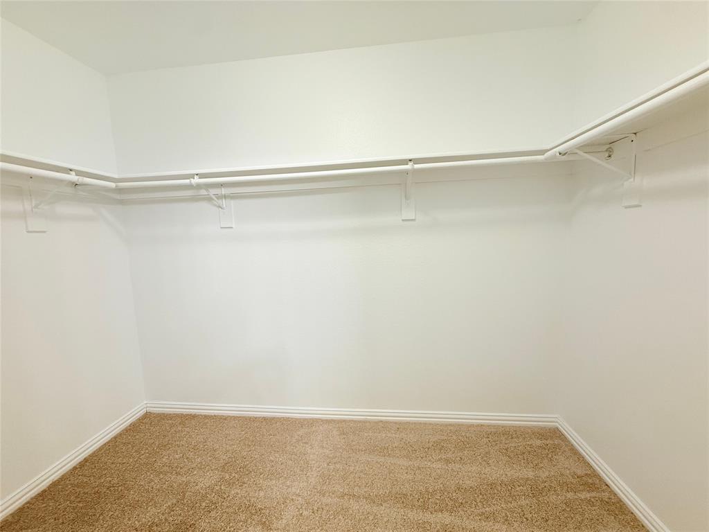1313 Baythorne Drive Property Photo 14