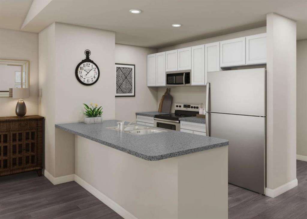 2084 Falcon Drive Property Photo 3