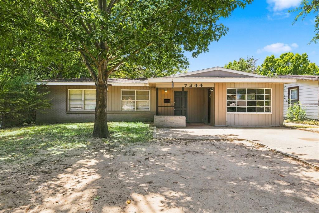 7244 Charles Court Property Photo 1