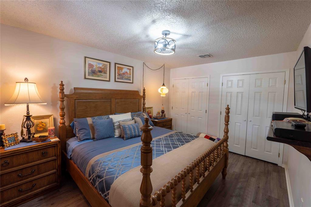 1229 Elm Court Property Photo 17