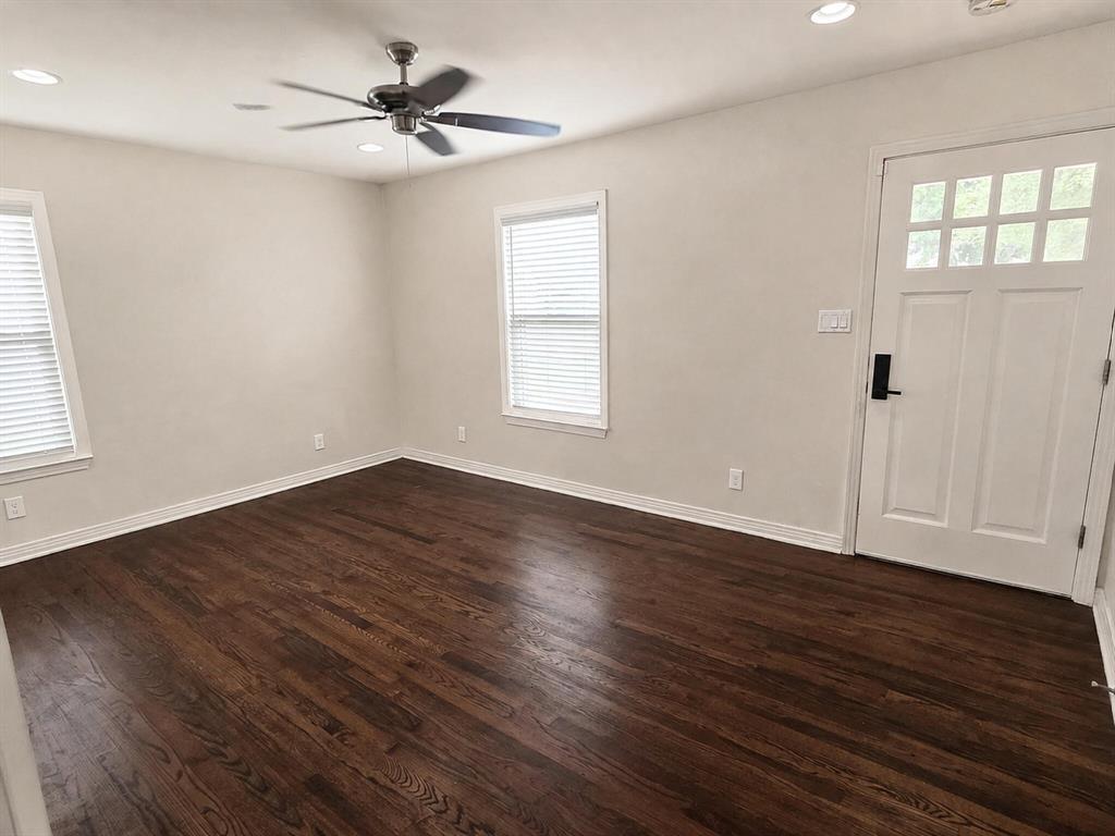 3811 Academy Drive Property Photo 3