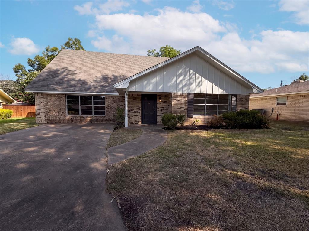 504 Love Circle Property Photo 1