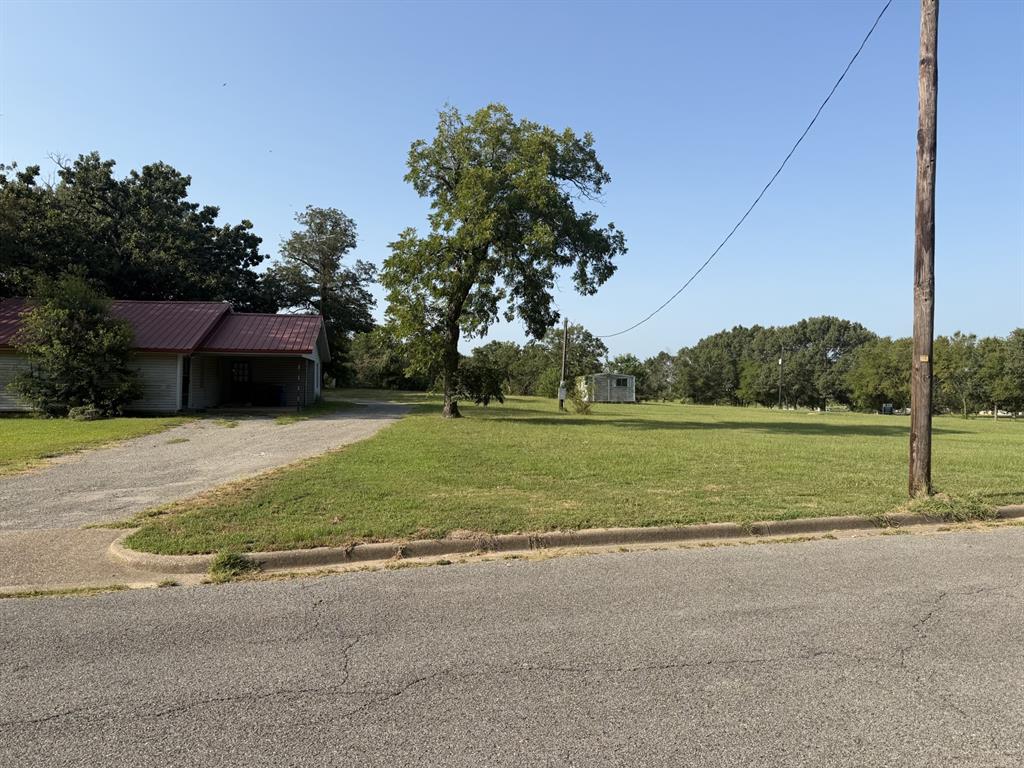 112 Gibson Road Property Photo 2