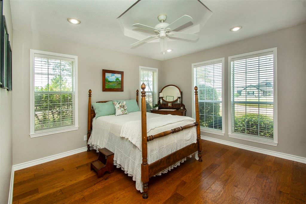 100 Durning Road Property Photo 4