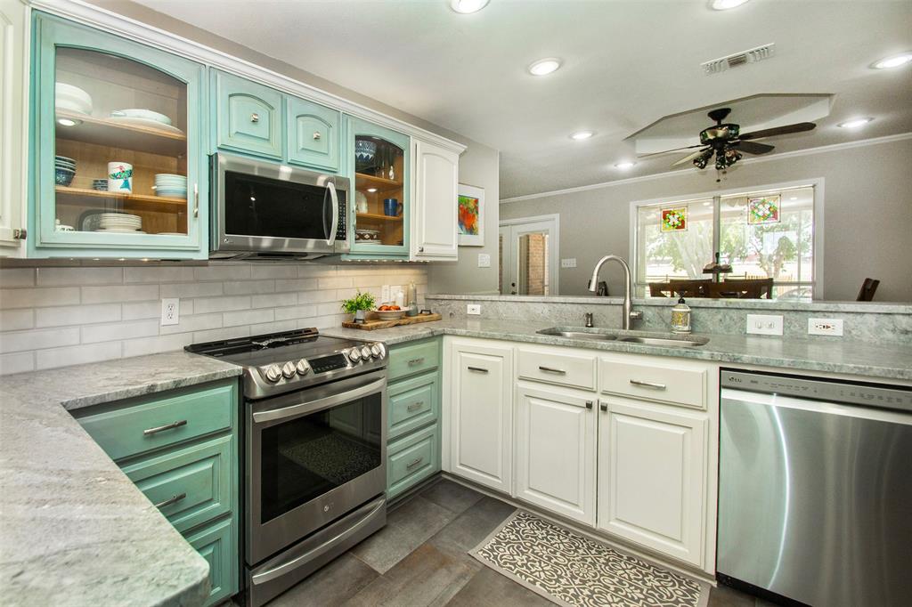 100 Durning Road Property Photo 12
