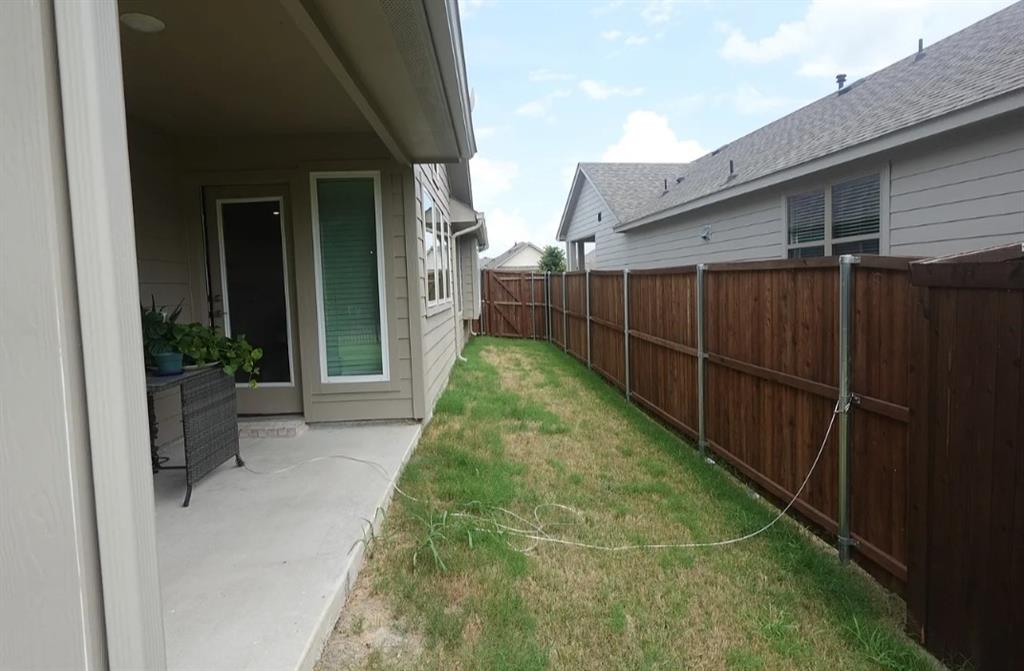 223 Fairmont Drive Property Photo 4
