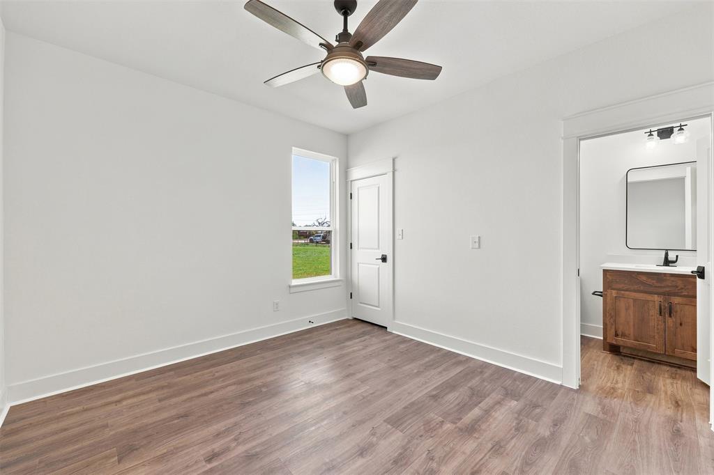 10 Keeter Lane Property Photo 18