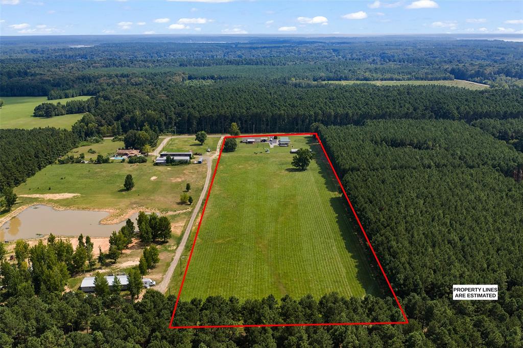 1420 Dement Road Property Photo 4
