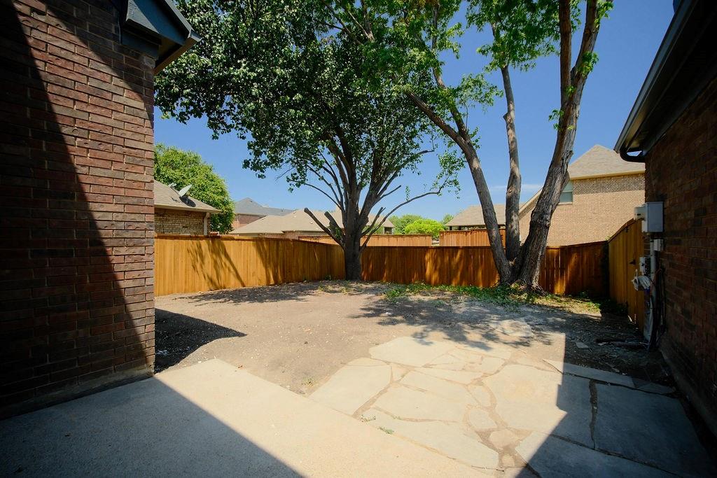 10104 Preston Vineyard Drive Property Photo 30