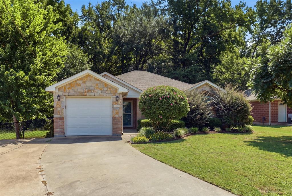 613 Therese Ct. Property Photo 1