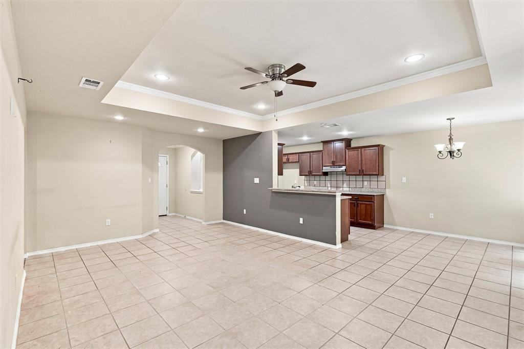 613 Therese Ct. Property Photo 7