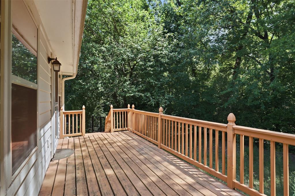 613 Therese Ct. Property Photo 25