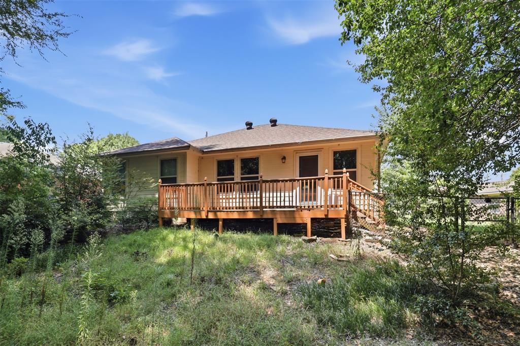 613 Therese Ct. Property Photo 28
