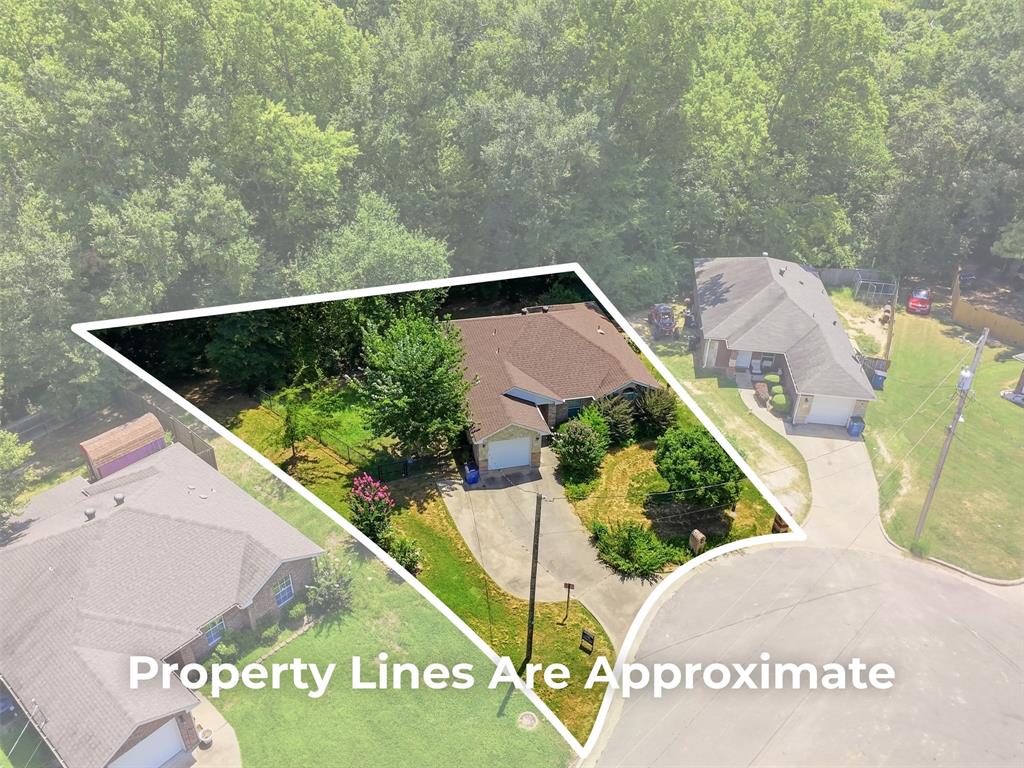613 Therese Ct. Property Photo 32