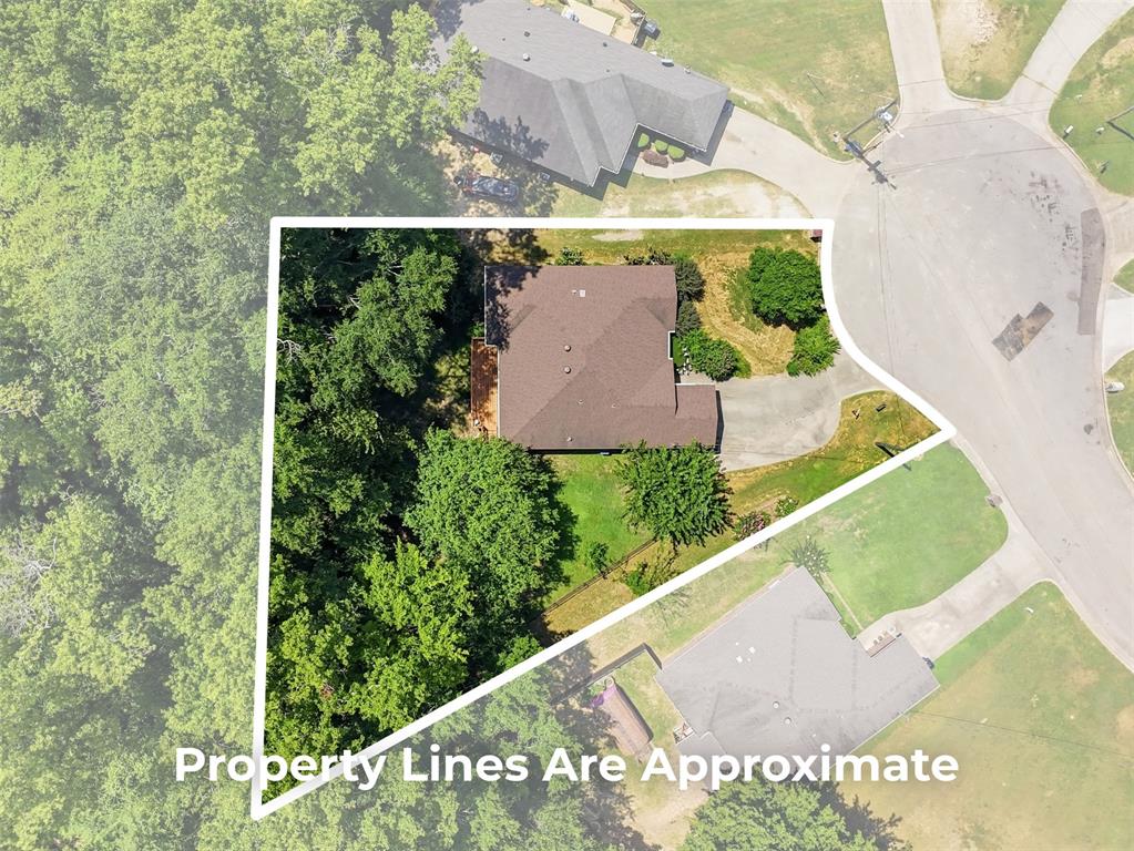 613 Therese Ct. Property Photo 33