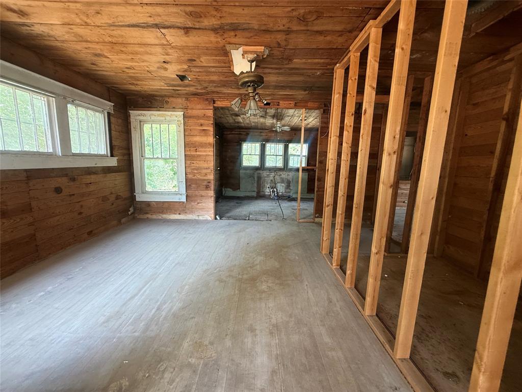 204 W Maple Street Property Photo 9