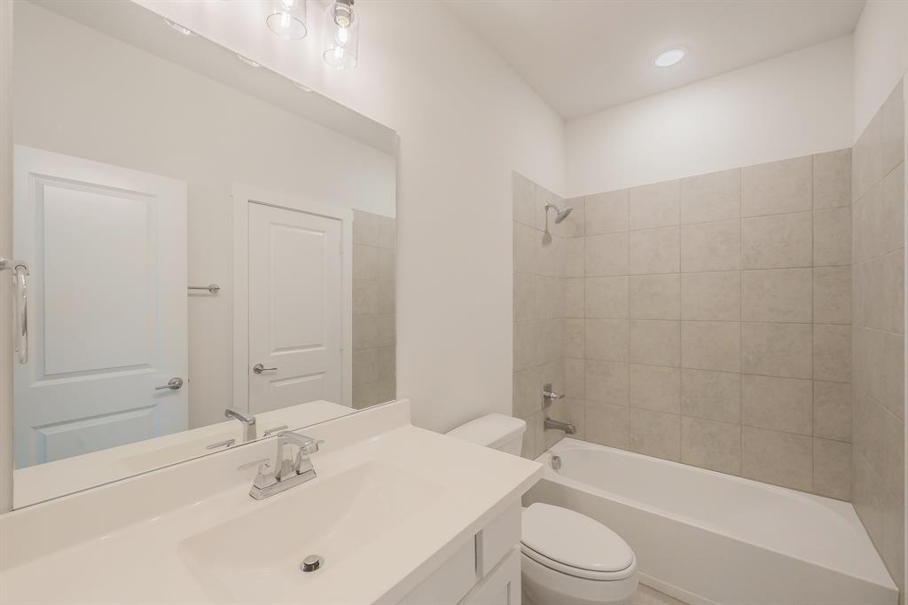 5901 Westworth Falls Way Property Photo 35