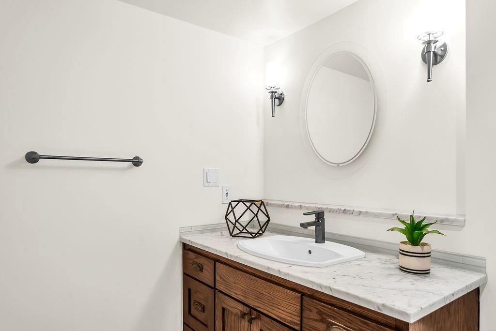 2502 Live Oak Street 218 Property Photo 19