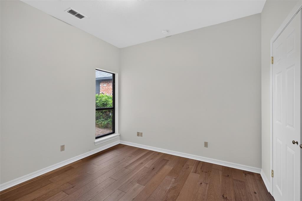 10090 Chenier Point Property Photo 26