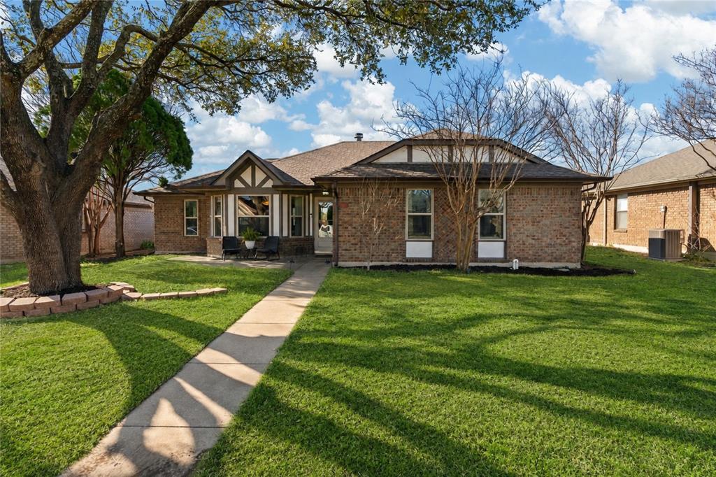 1518 Sunflower Drive Property Photo 1