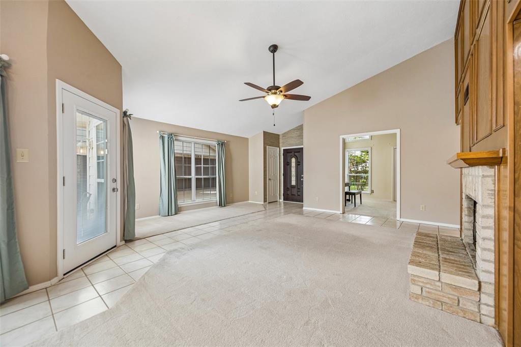 1524 Livingston Drive Property Photo 7