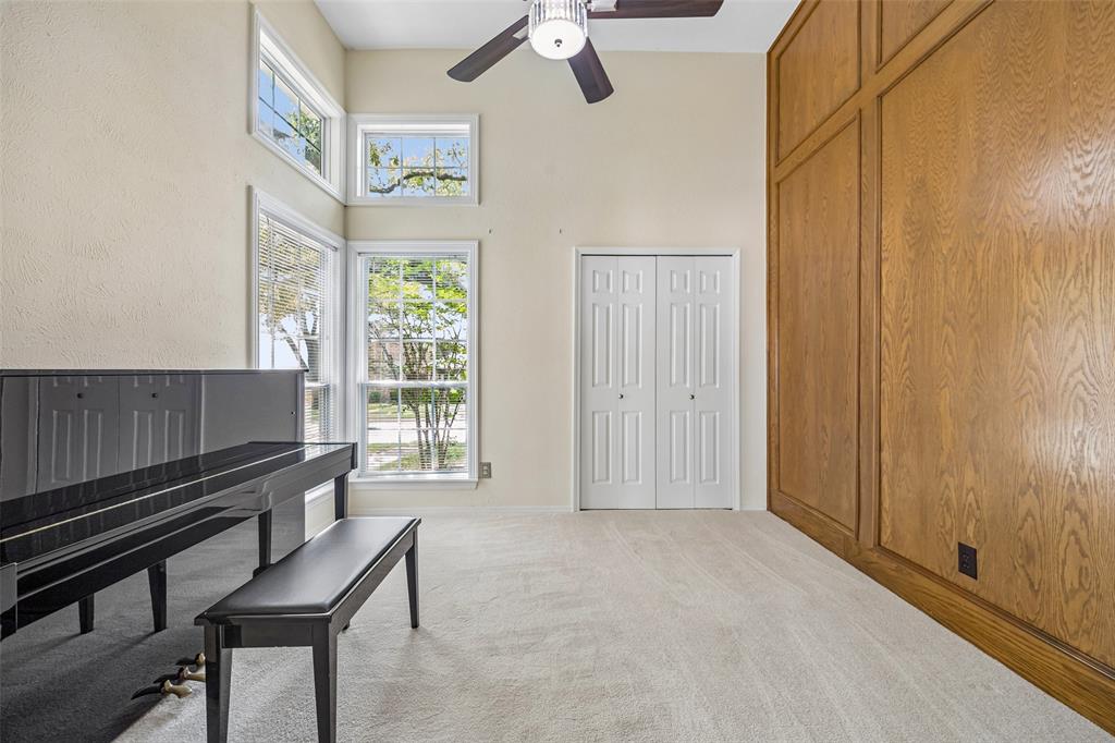 1524 Livingston Drive Property Photo 20