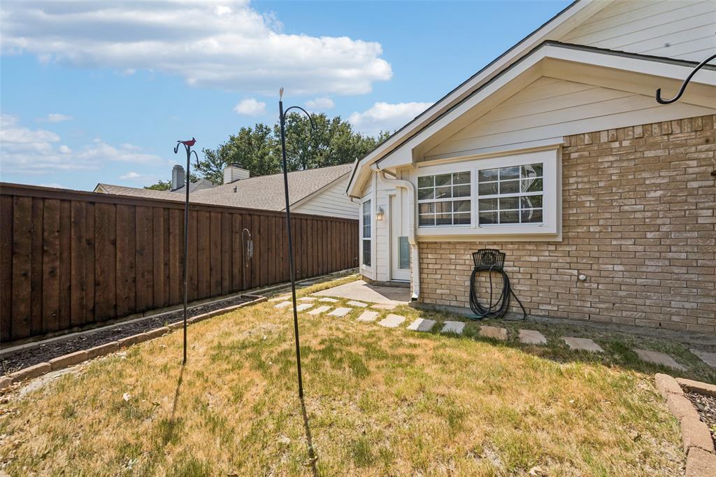 1524 Livingston Drive Property Photo 23
