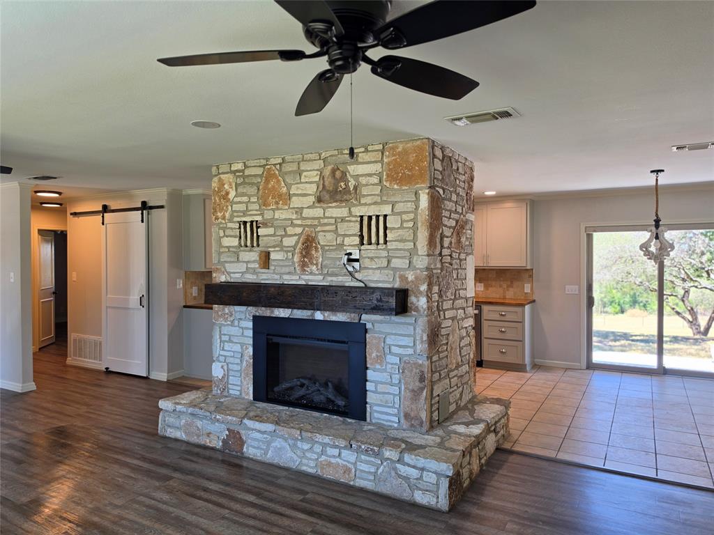 1717 County Road 318 Property Photo 7