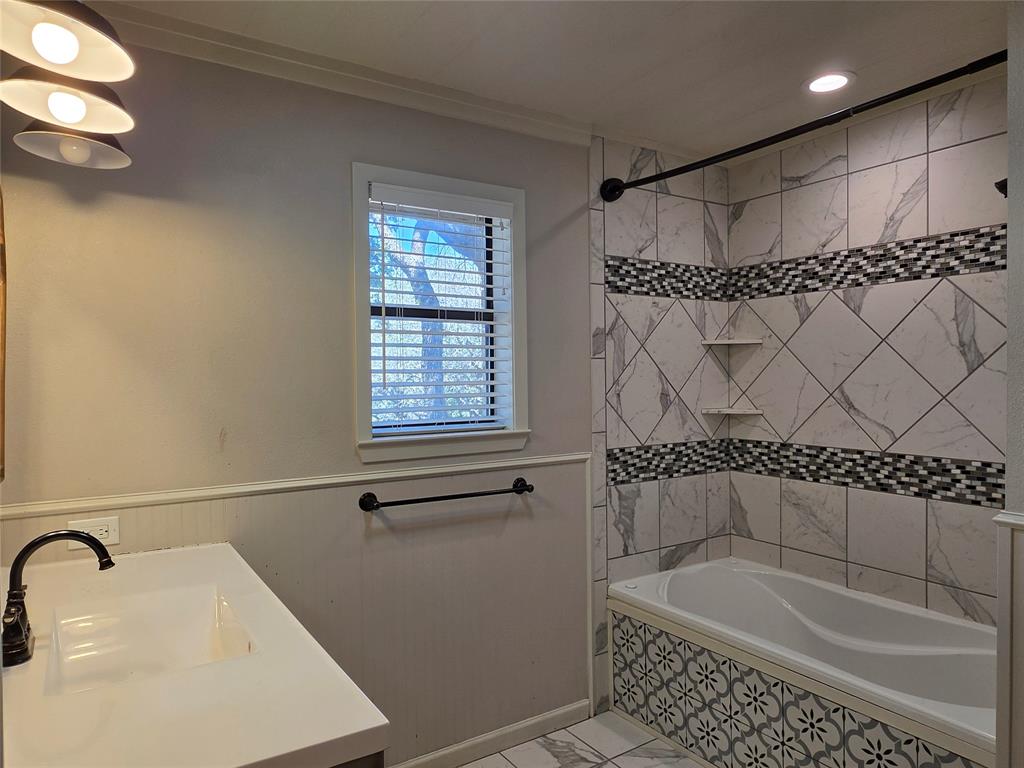 1717 County Road 318 Property Photo 20