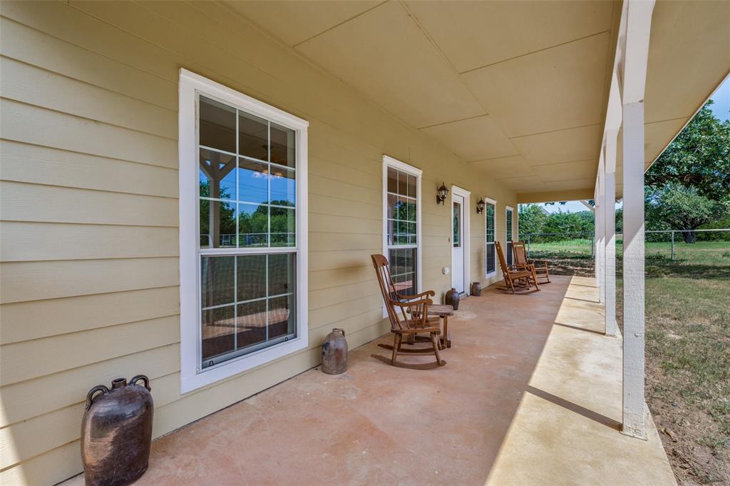 229 Quail Run Road Property Photo 6