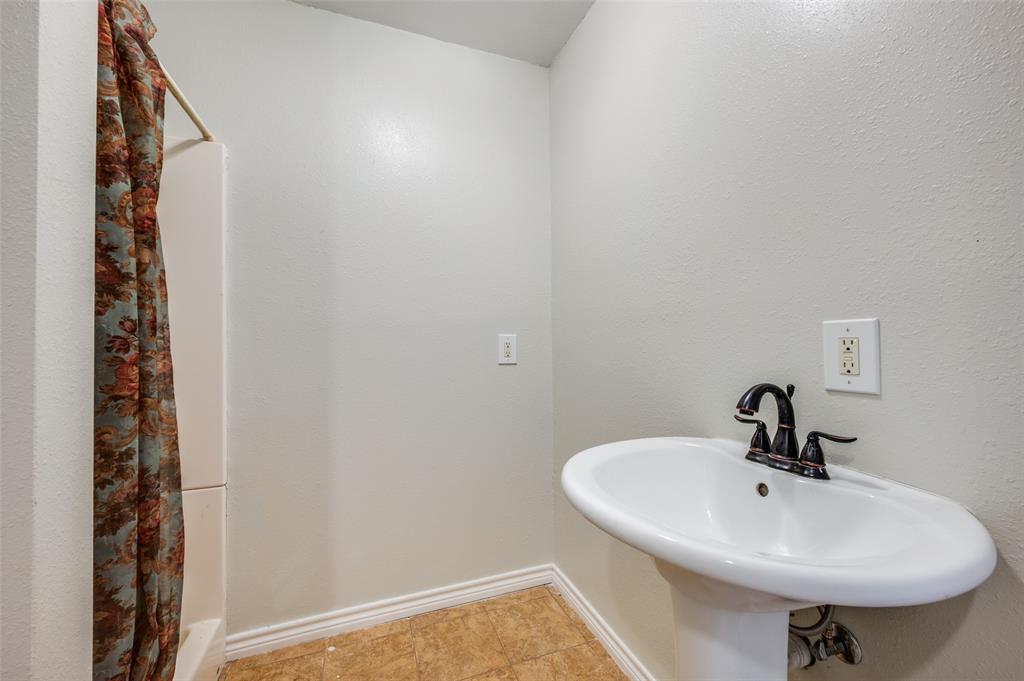 229 Quail Run Road Property Photo 28