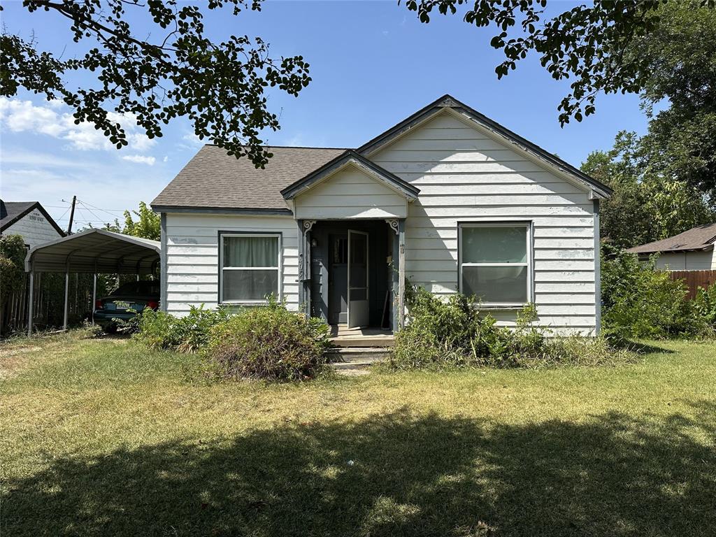 405 W Avenue Property Photo 1