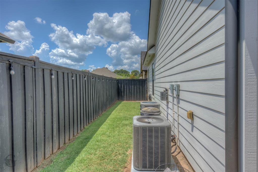 115 Andrew Place Property Photo 27