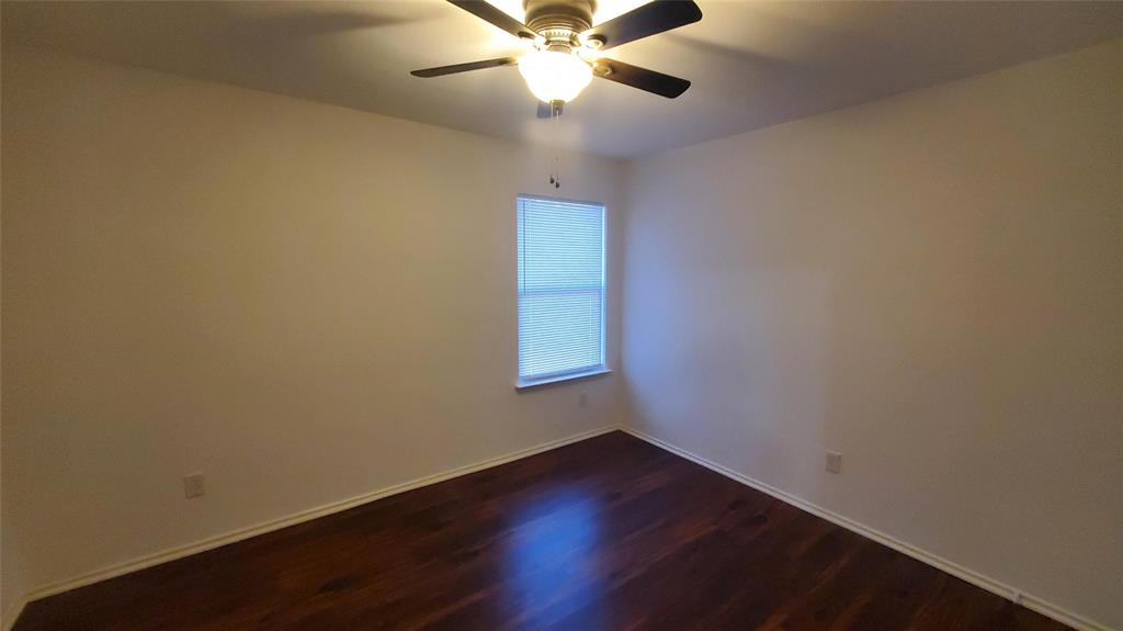 109 Southwestern Drive Property Photo 5