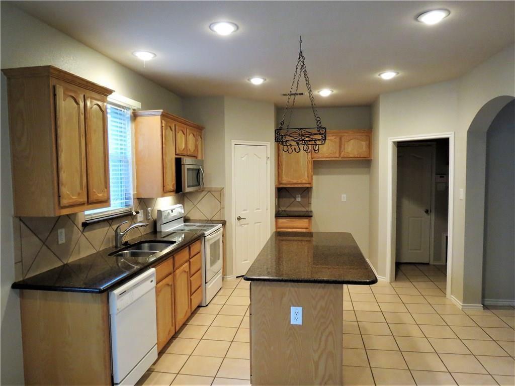 8004 Ranchvale Lane Property Photo 7