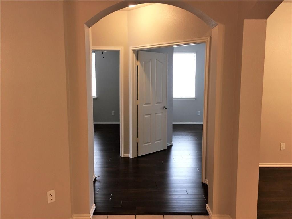 8004 Ranchvale Lane Property Photo 14