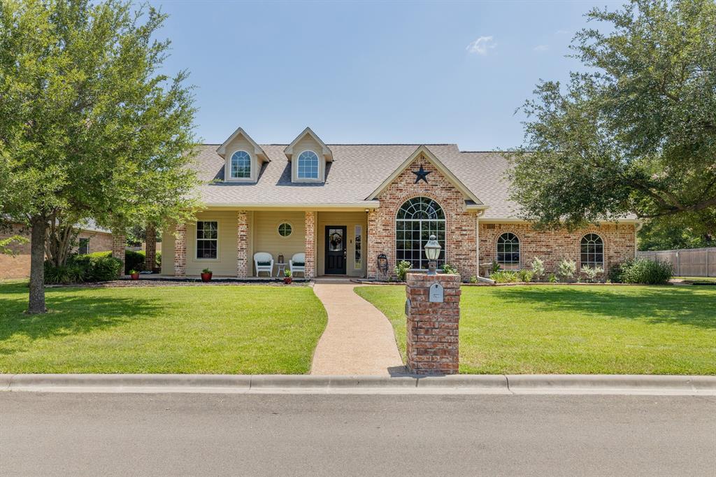 1208 Kempner Park Property Photo 1