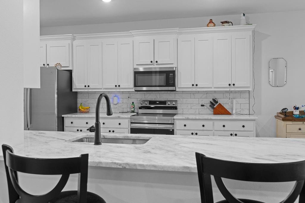 201 W South Street Property Photo 11