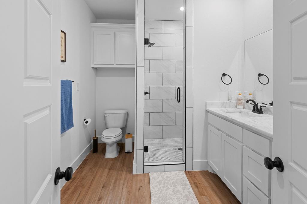 201 W South Street Property Photo 16