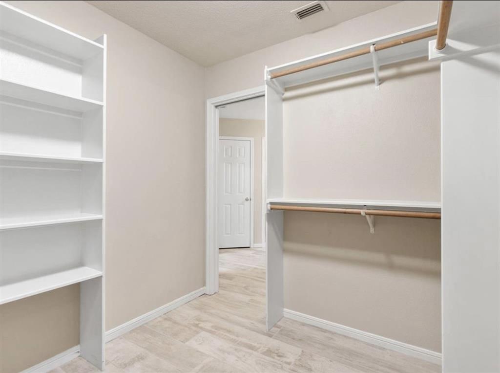 5313 Mission Circle Property Photo 17