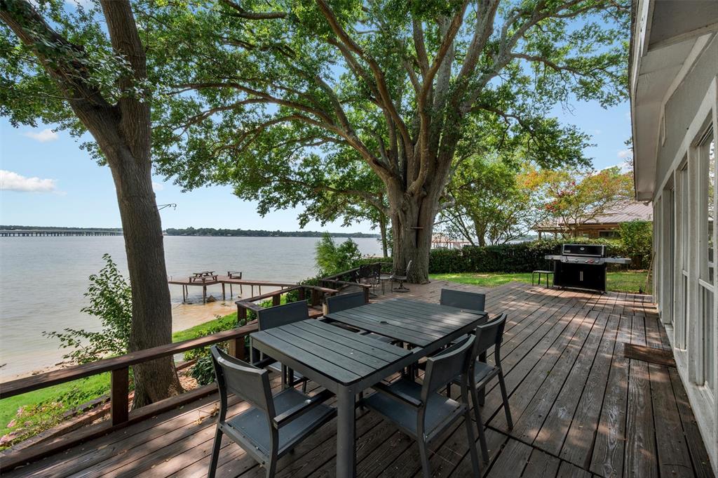 211 Lake Front Drive Property Photo 33