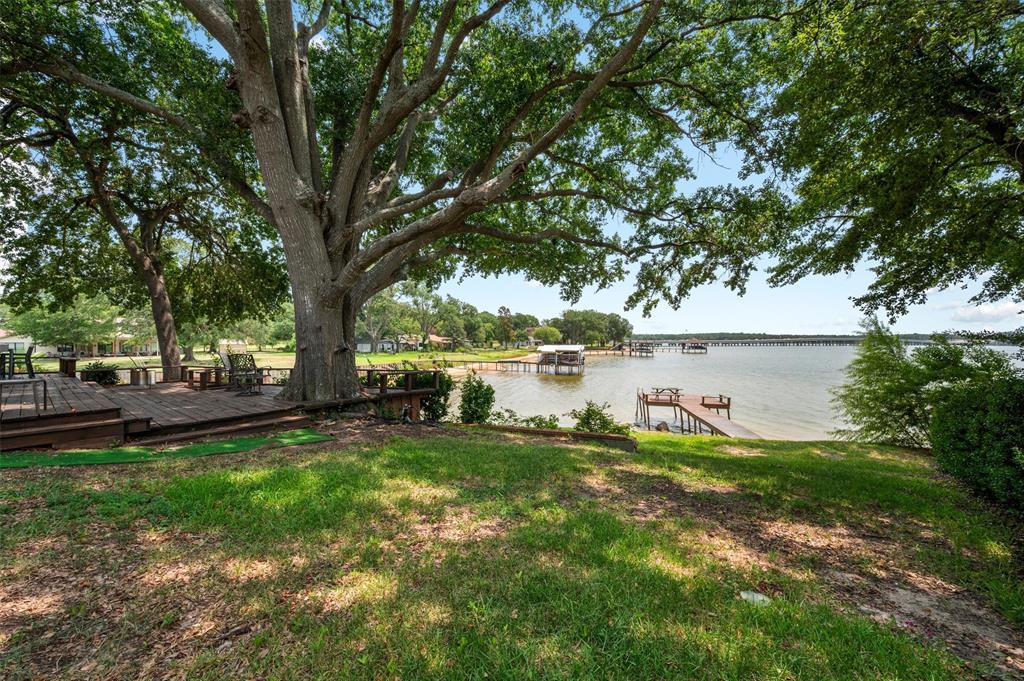 211 Lake Front Drive Property Photo 34