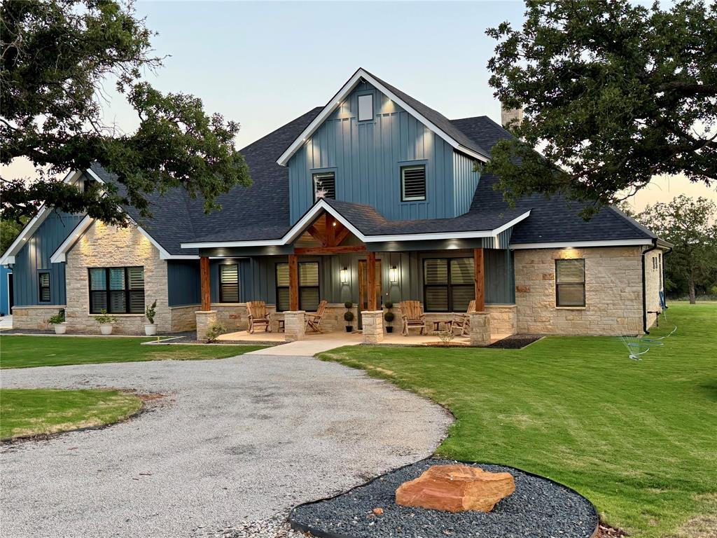 1526 Half Moon Circle Property Photo 1