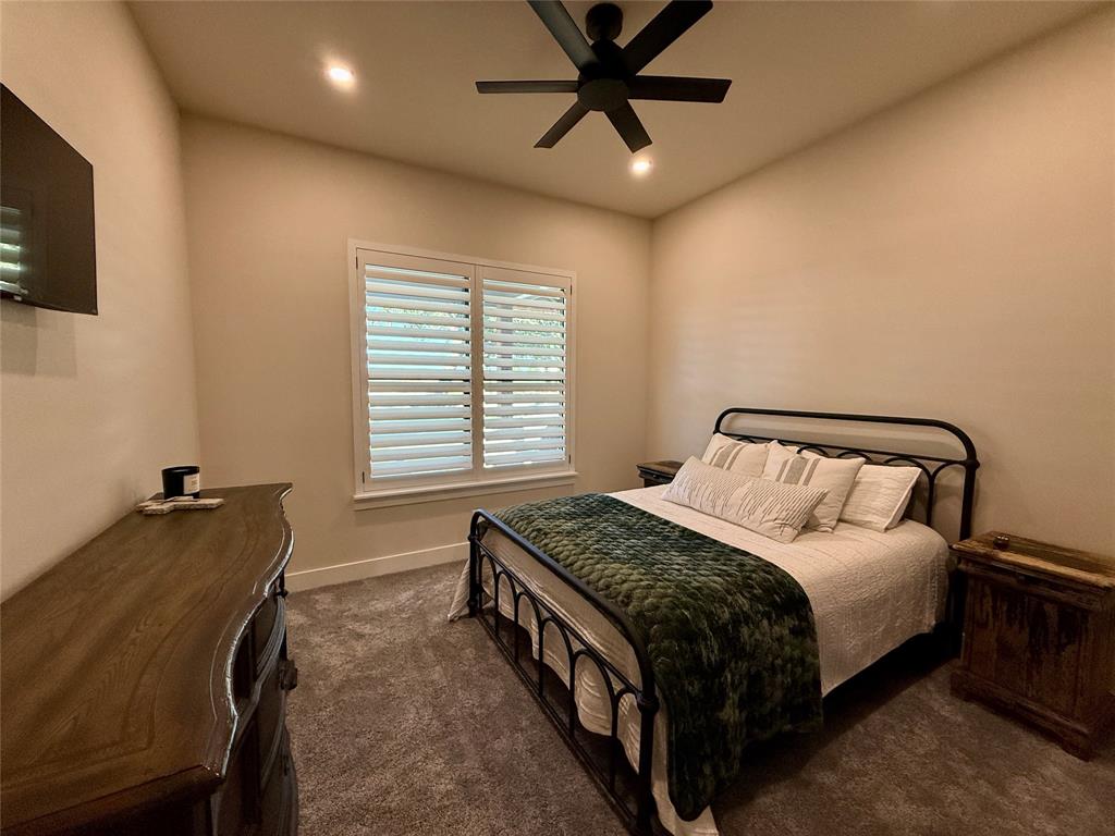1526 Half Moon Circle Property Photo 8