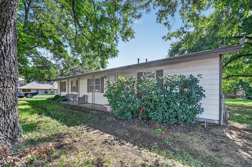 108 S Lakeview Drive Property Photo 4