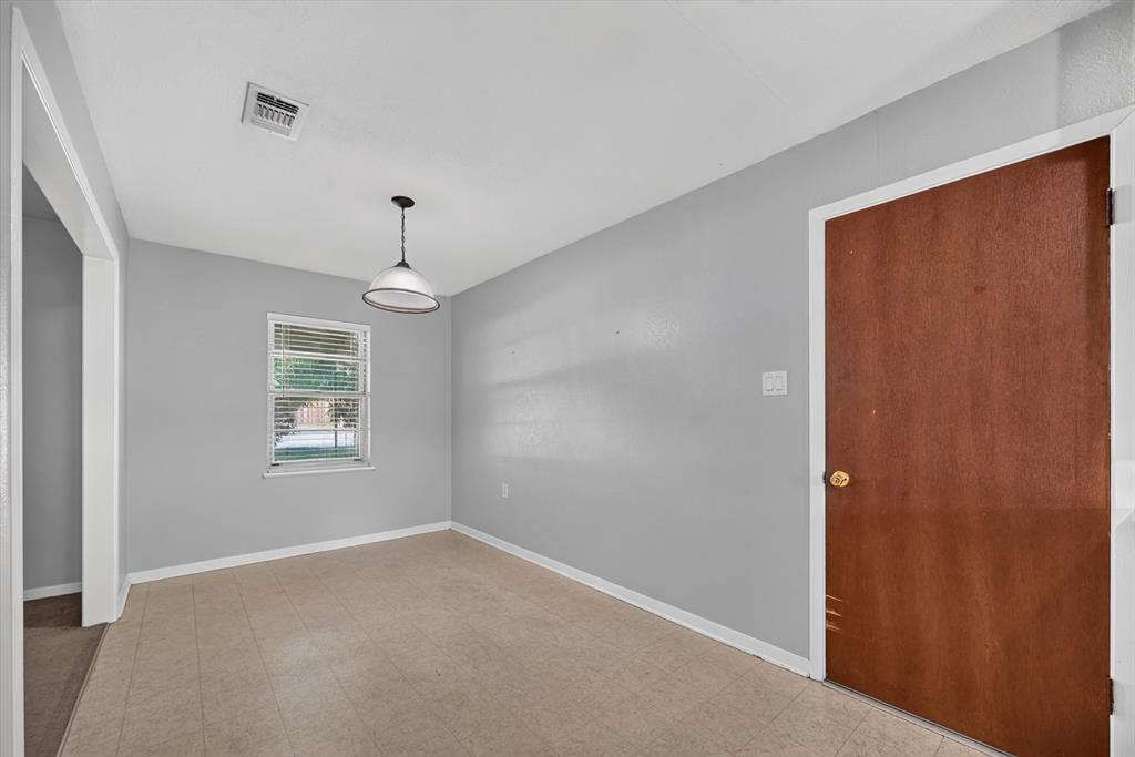 108 S Lakeview Drive Property Photo 10