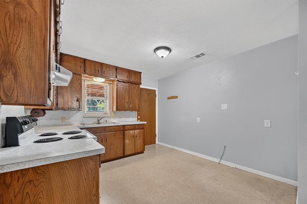 108 S Lakeview Drive Property Photo 14