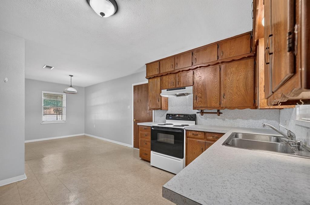 108 S Lakeview Drive Property Photo 16